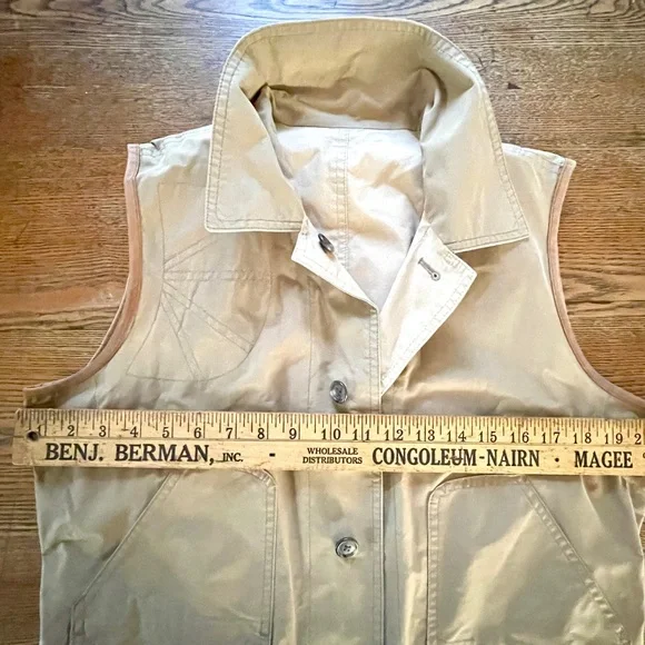 Womens Ralph Lauren Khaki VINTAGE  Outdoor Cotton Buttoned Vest Leather trim - Picture 6 of 9